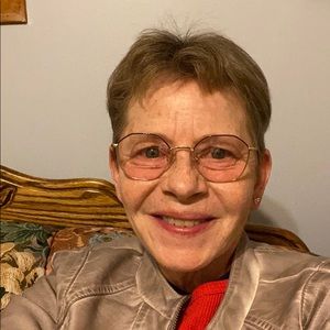 Meet your Posher, Melanie